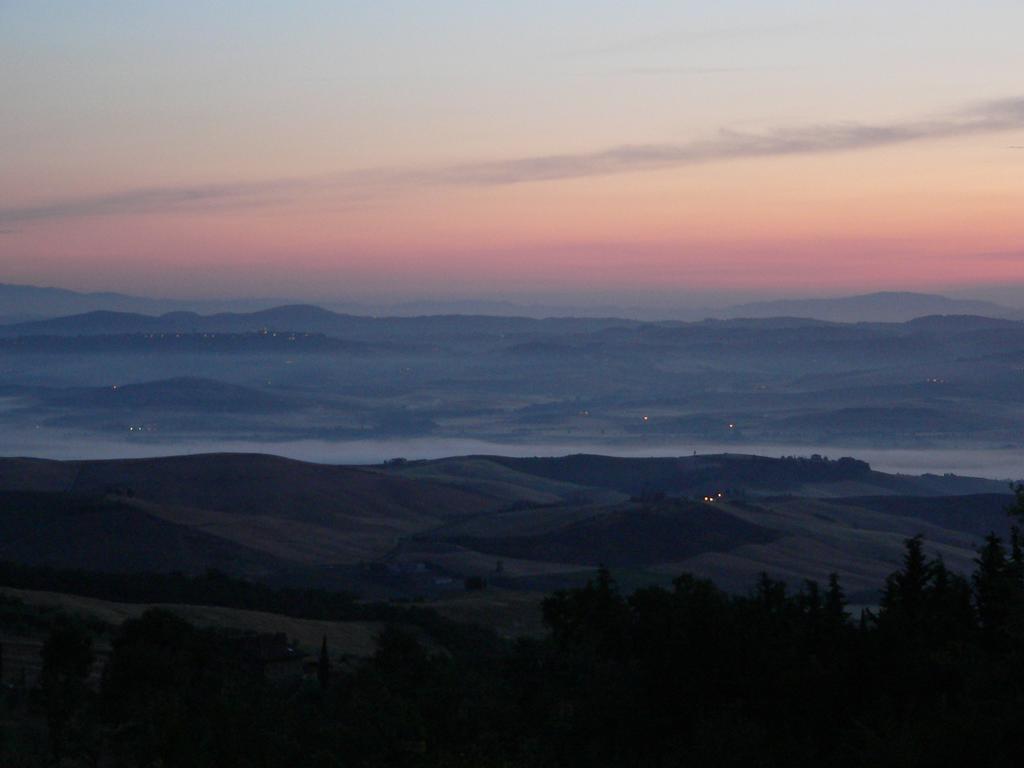 Vila Le Rogheta Campiglia dʼOrcia Exteriér fotografie